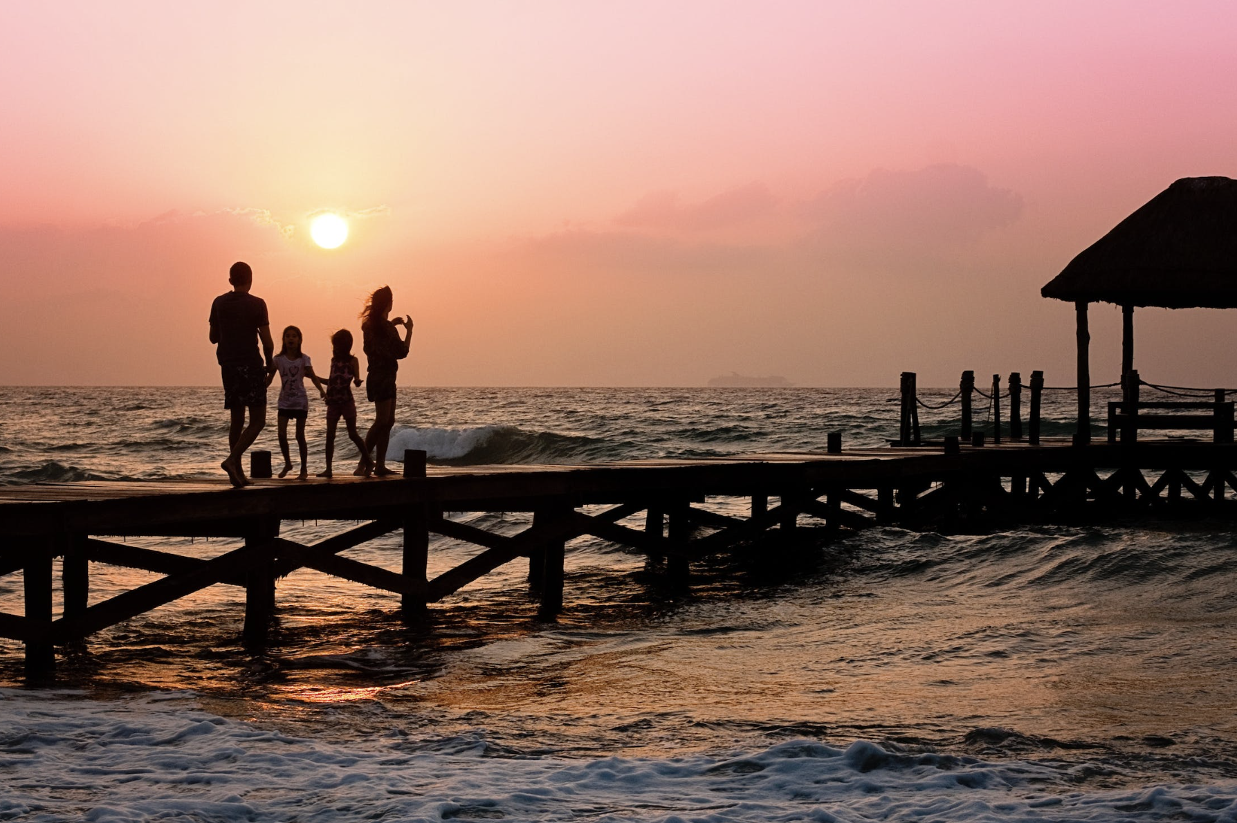 familia en la playa